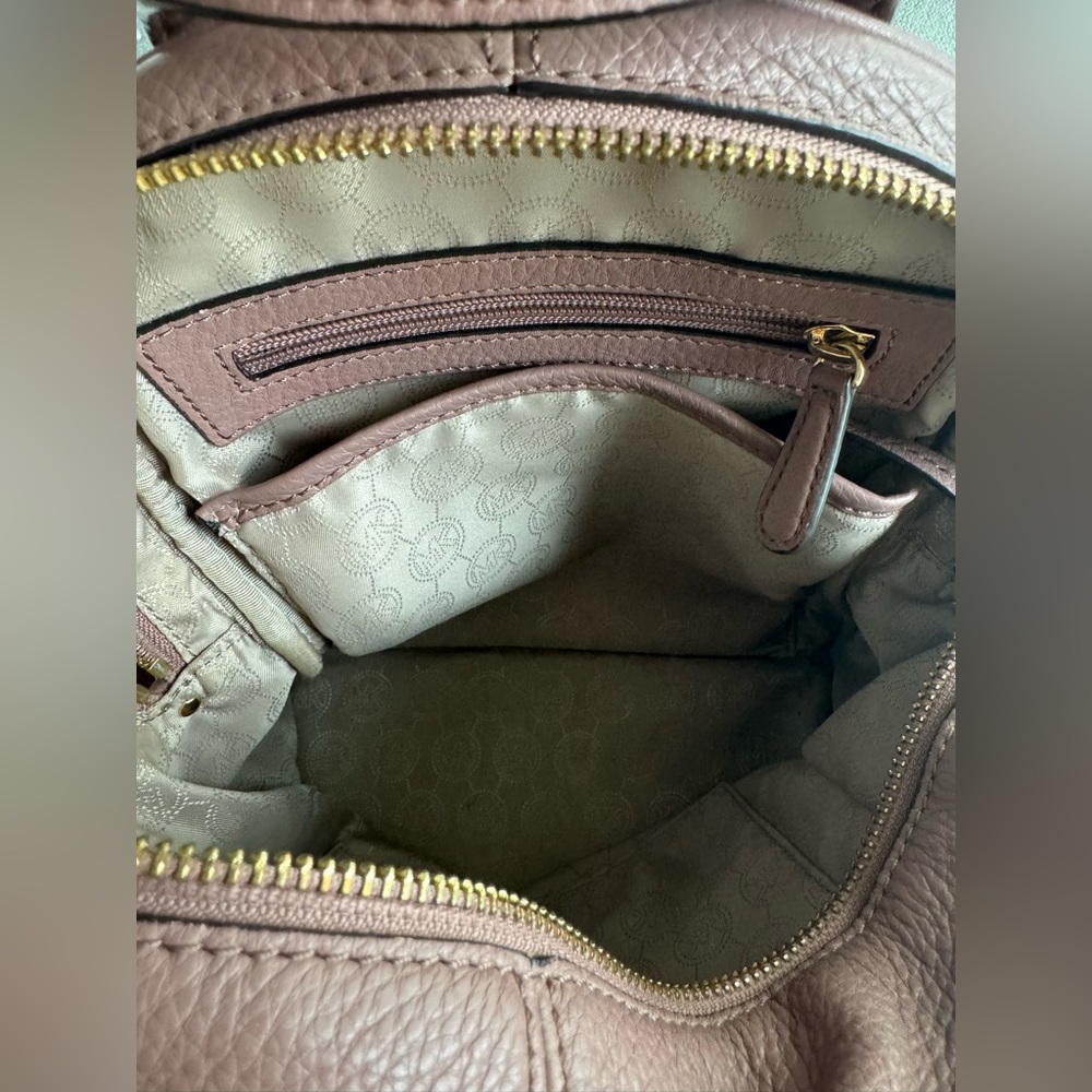 Michael Kors Rhea Medium Leather Backpack Bag in Mauve Dusty Rose - Picture 9 of 12